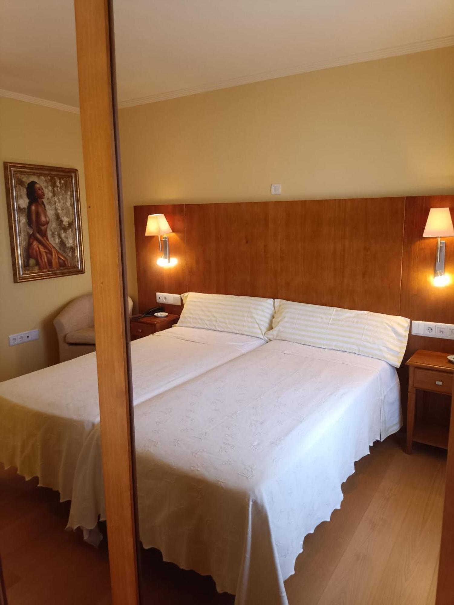 Hotel Villa De Larraga Екстер'єр фото