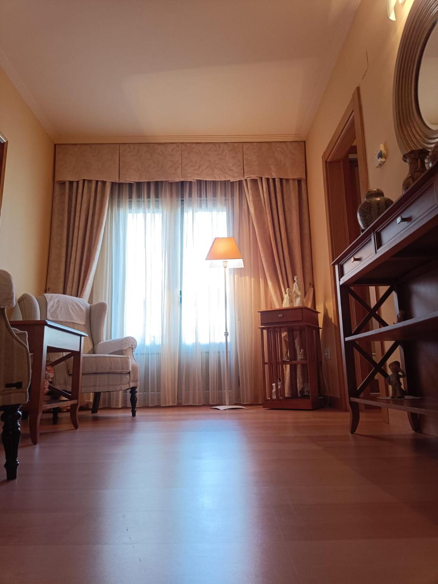 Hotel Villa De Larraga Екстер'єр фото